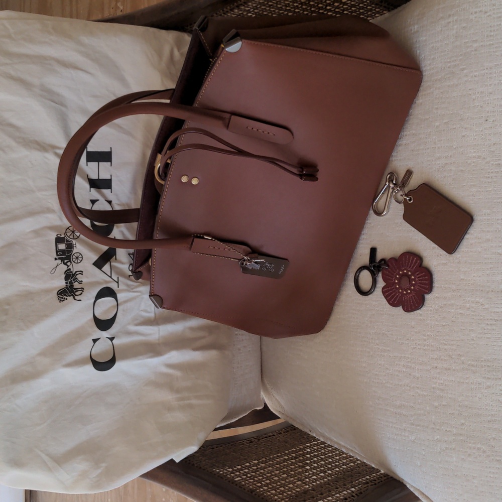 Coach Cooper Carryall in Saddle